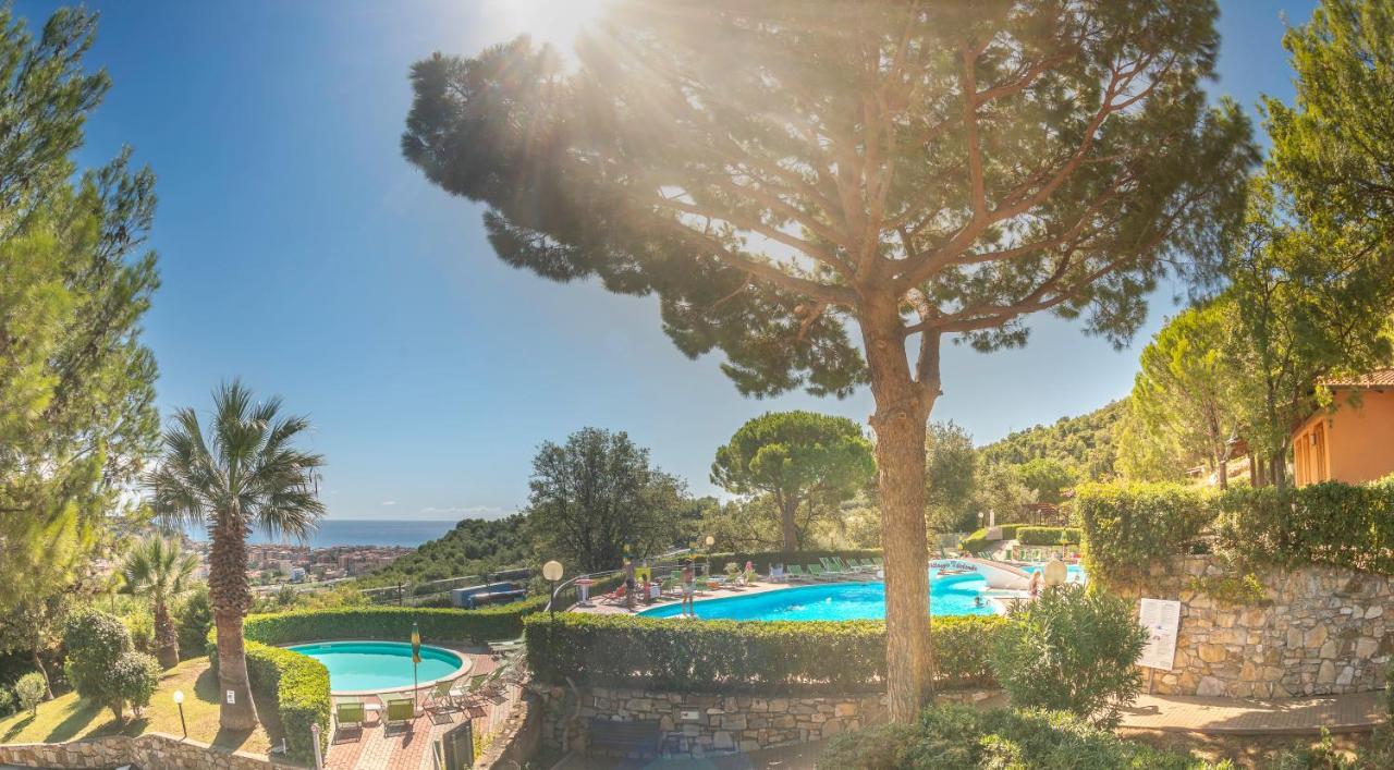 Villaggio Colombo Nuova Gestione Andora Экстерьер фото